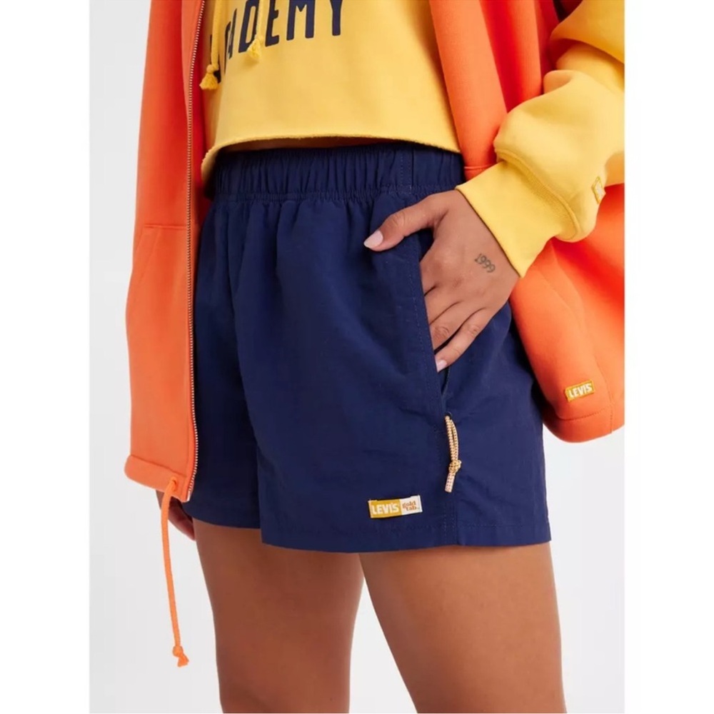 🆕Reebok, Adidas & Levi’s Athletic Bundle - Picture 2 of 16